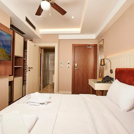 מלון Saratoga Sultanahmet 4*